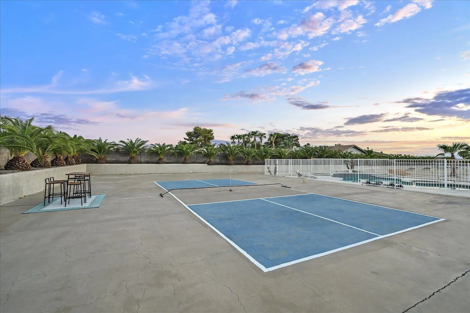 High-End 5 Bedroom Villa W Pool, Gym, Hot Tub, Games Las Vegas