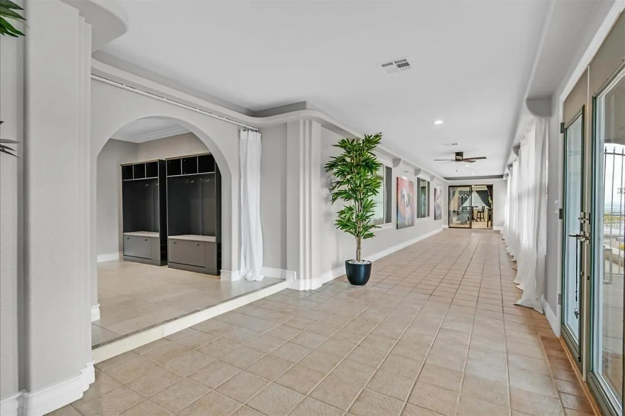 Vakantiehuis High-End 5 Bedroom Villa W Pool, Gym, Hot Tub, Games Las Vegas
