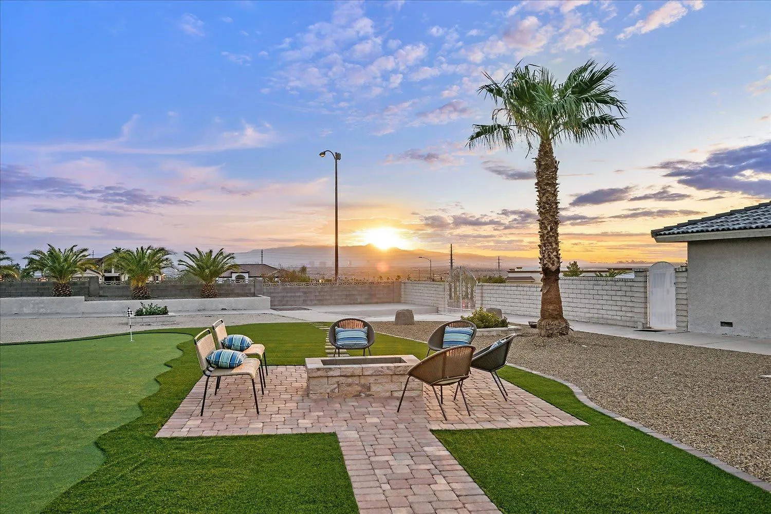 High-End 5 Bedroom Villa W Pool, Gym, Hot Tub, Games Las Vegas Vakantiehuis
