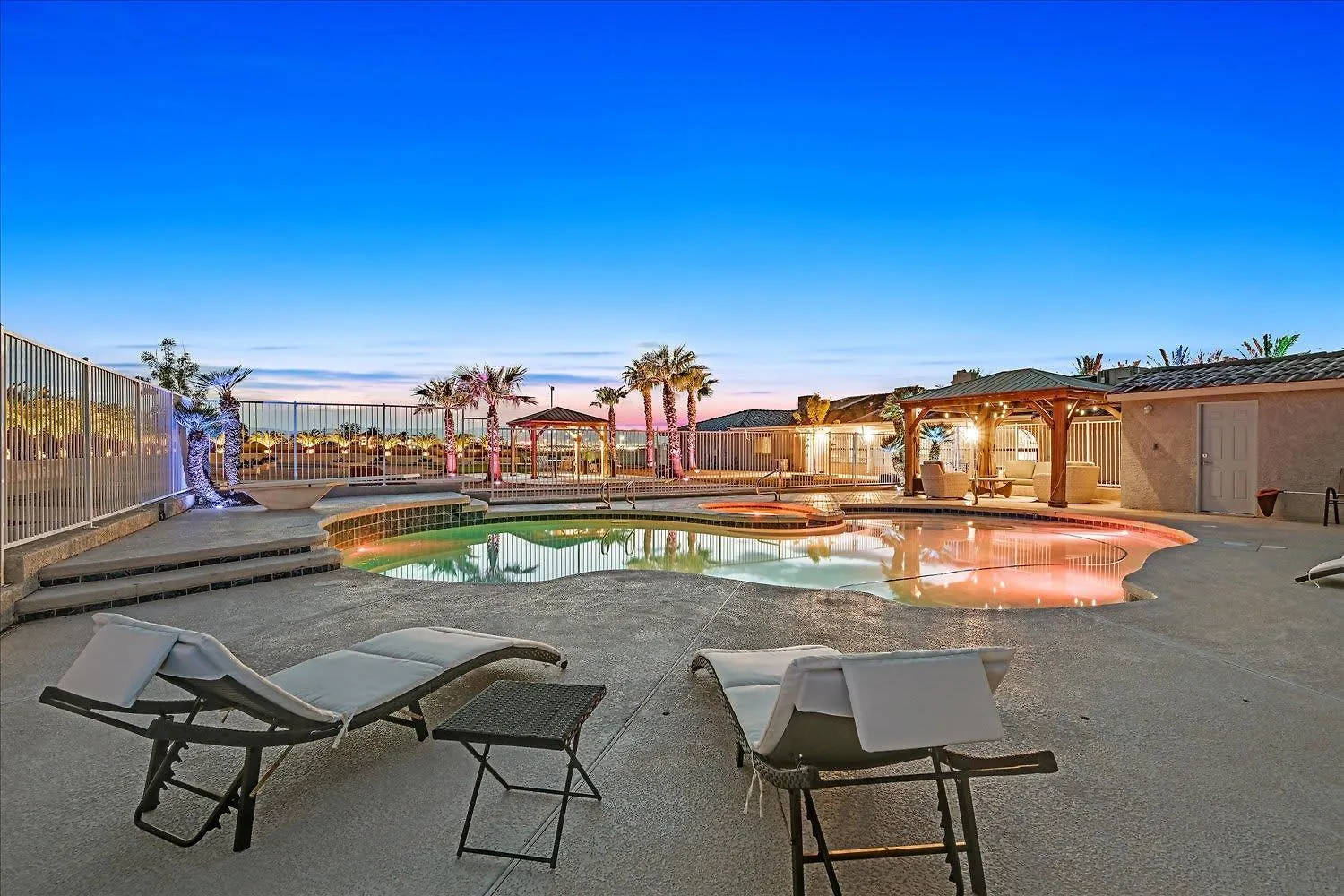 High-End 5 Bedroom Villa W Pool, Gym, Hot Tub, Games Las Vegas Verenigde Staten